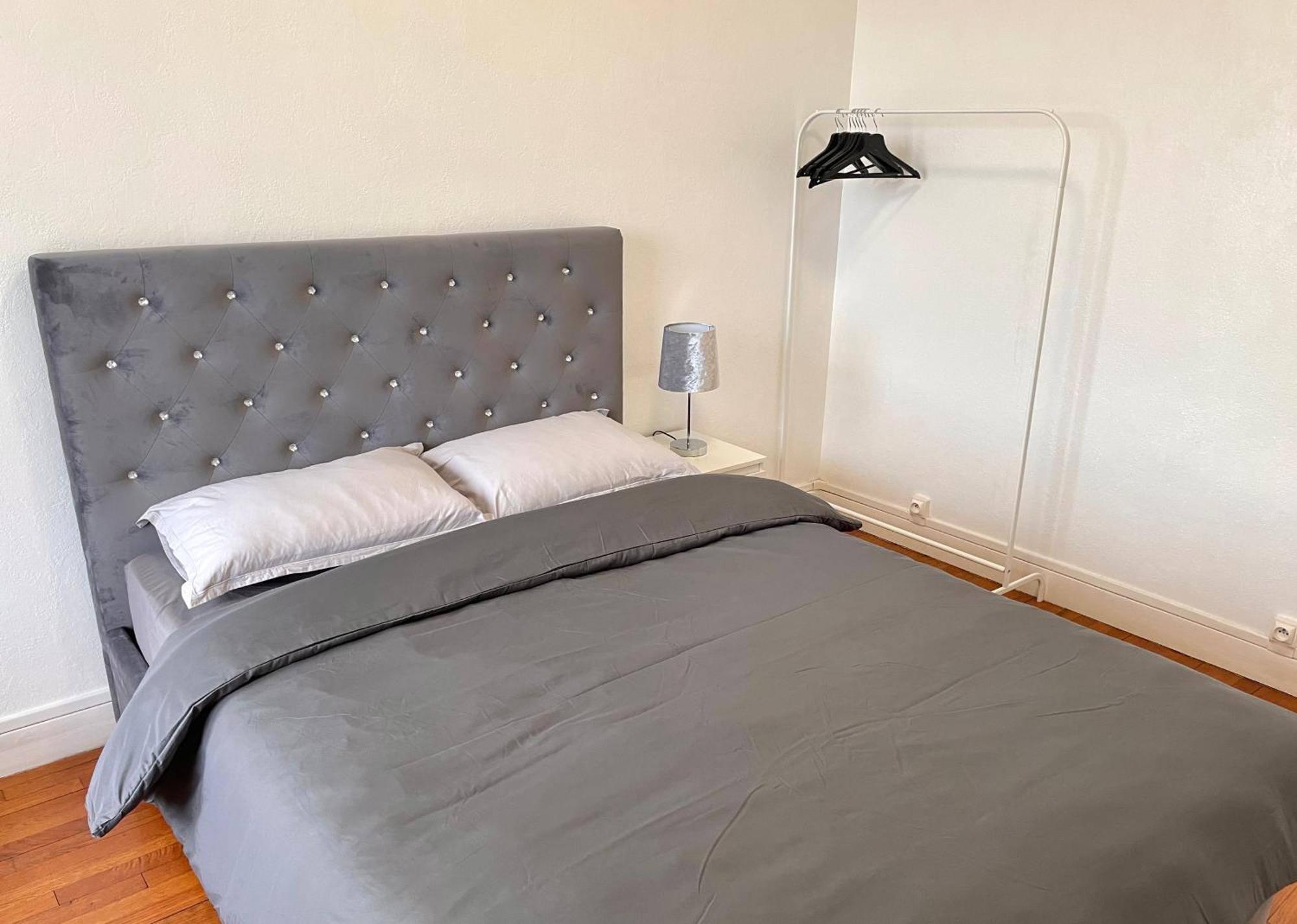 Appartement Confortable, Centre-Ville Troyes Esterno foto