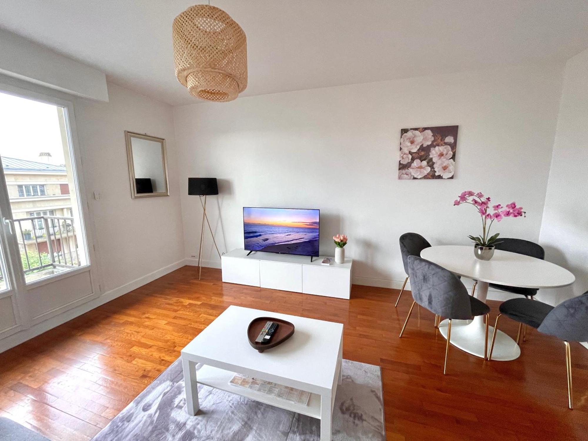 Appartement Confortable, Centre-Ville Troyes Esterno foto