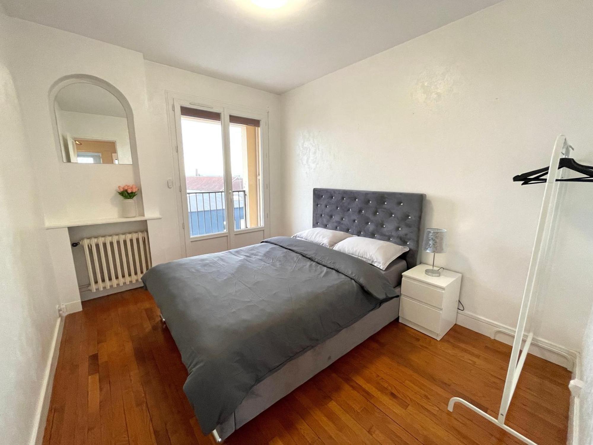 Appartement Confortable, Centre-Ville Troyes Esterno foto